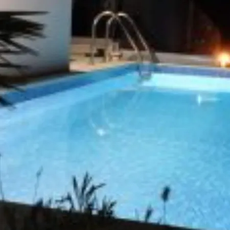Lux Afrodita - Three Bedoom With Outdoor Pool * מאקרסקה