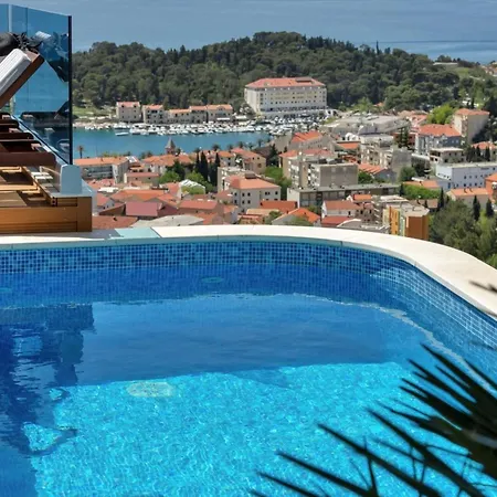 Lux Afrodita - Three Bedoom With Outdoor Pool *
