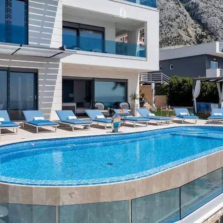 Lux Afrodita - Three Bedoom With Outdoor Pool * Макарська